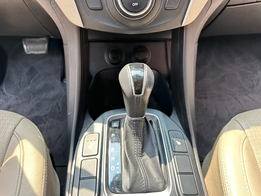Hyundai Santa Fe (Import) — миниатюра 14
