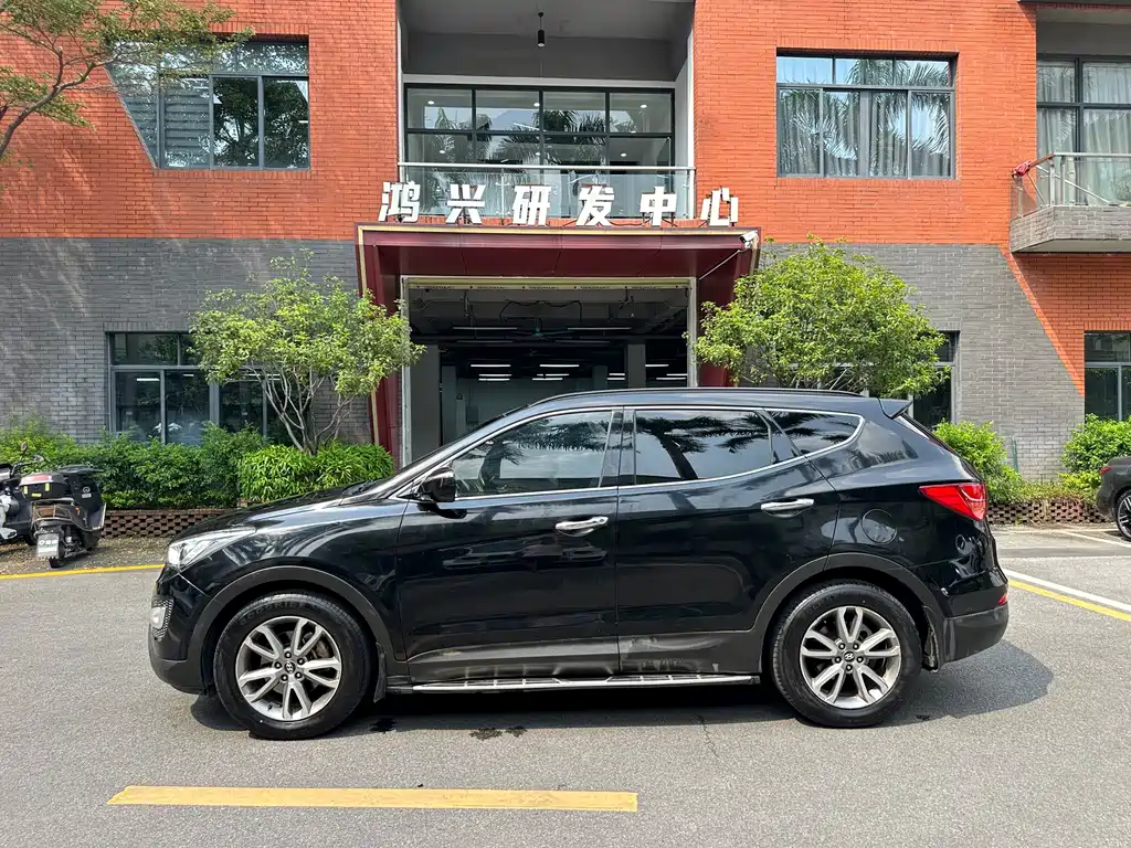 Hyundai Santa Fe (Import) — миниатюра 23