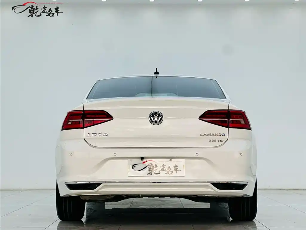 VOLKSWAGEN LINGDU