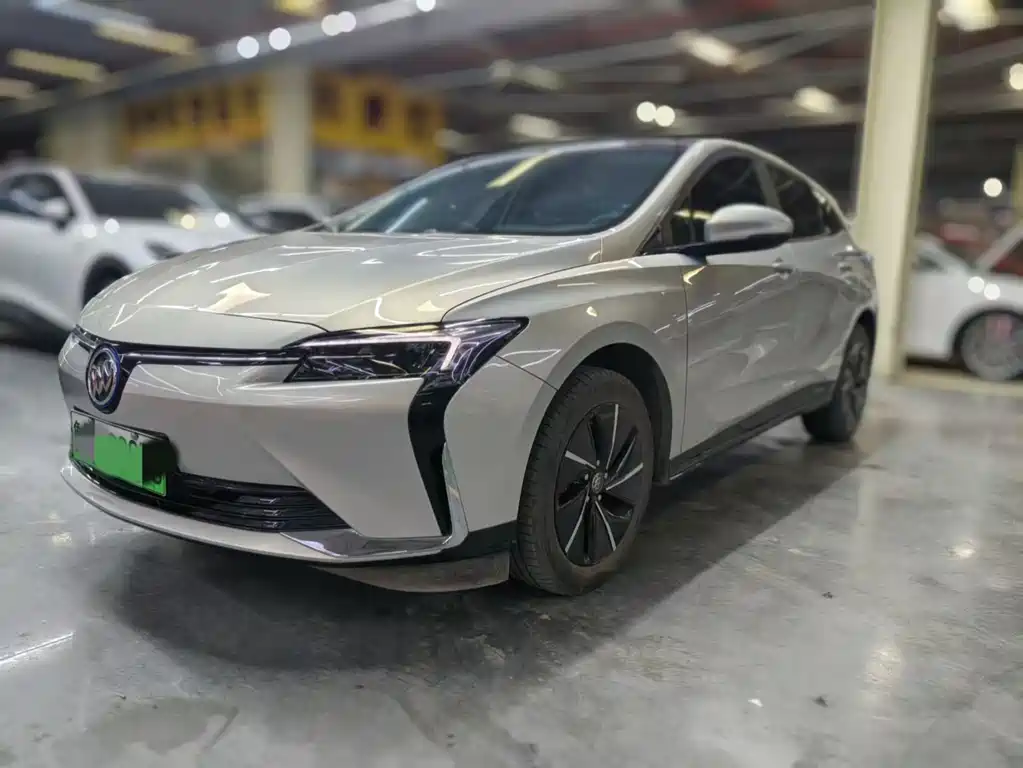 BUICK SLIGHTLY BLUE 6