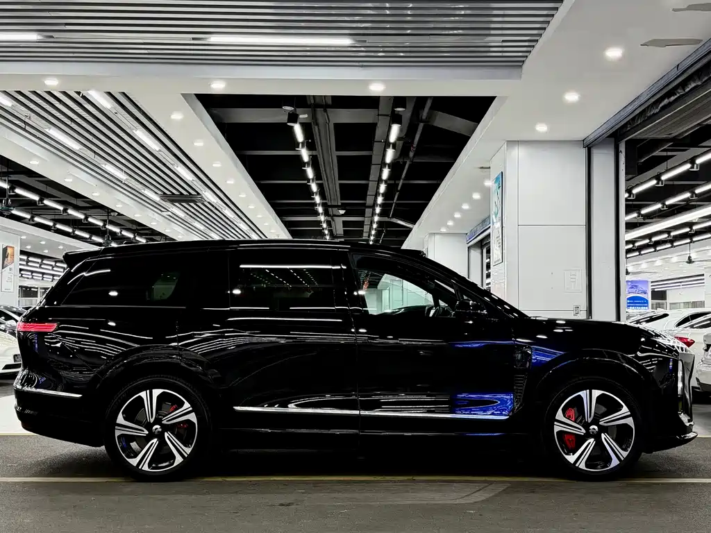 NIO ES8 2026 мест Executive Luxury