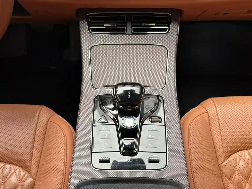 BYD Han — миниатюра 11
