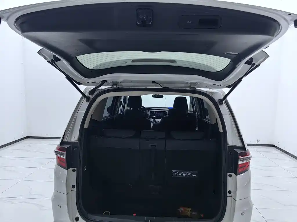 Honda Odyssey — миниатюра 8
