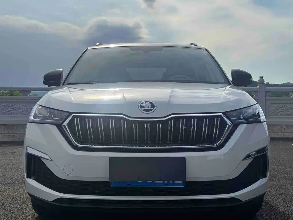 Skoda Kamiq Facelift GT 1.5L Auto Premium Enjoy Edition, фото 2