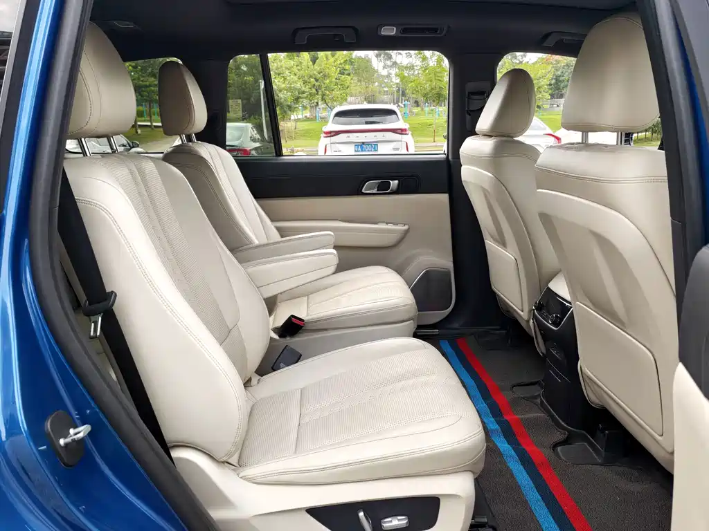 Li Auto Li ONE — миниатюра 9