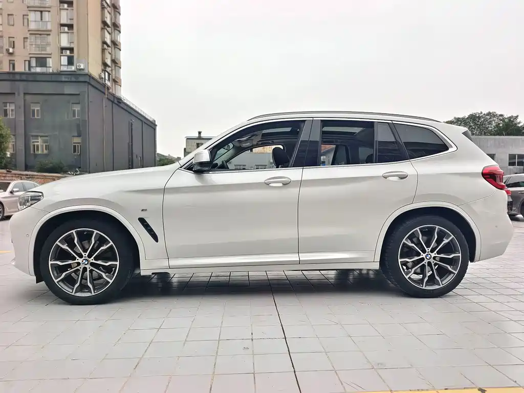 BMW X3 — миниатюра 4