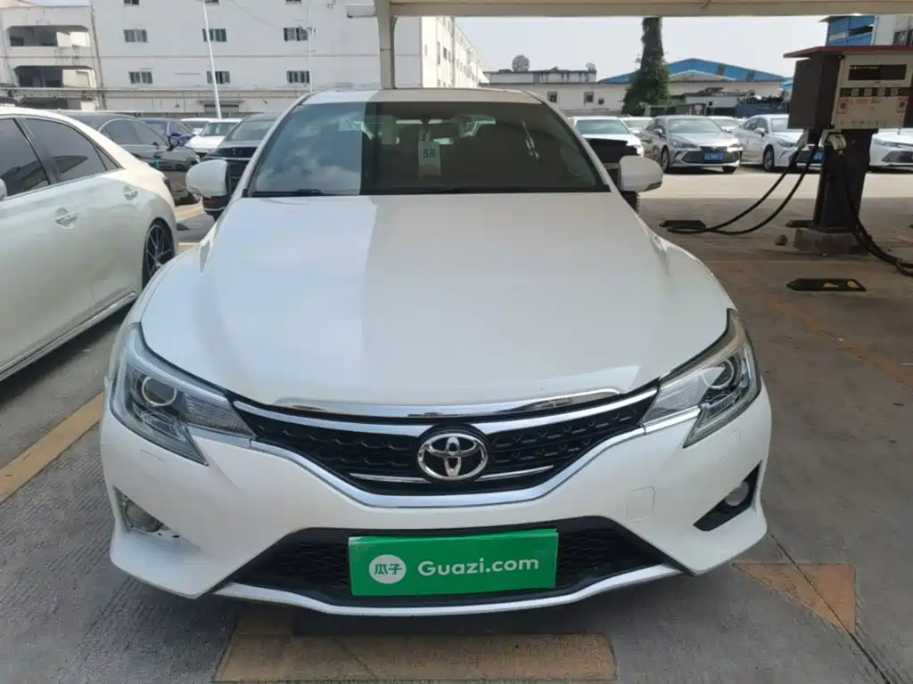 Toyota Reiz — миниатюра 3