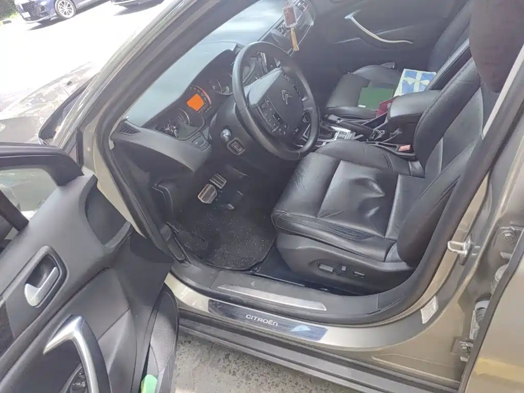 Citroen C5 — миниатюра 13