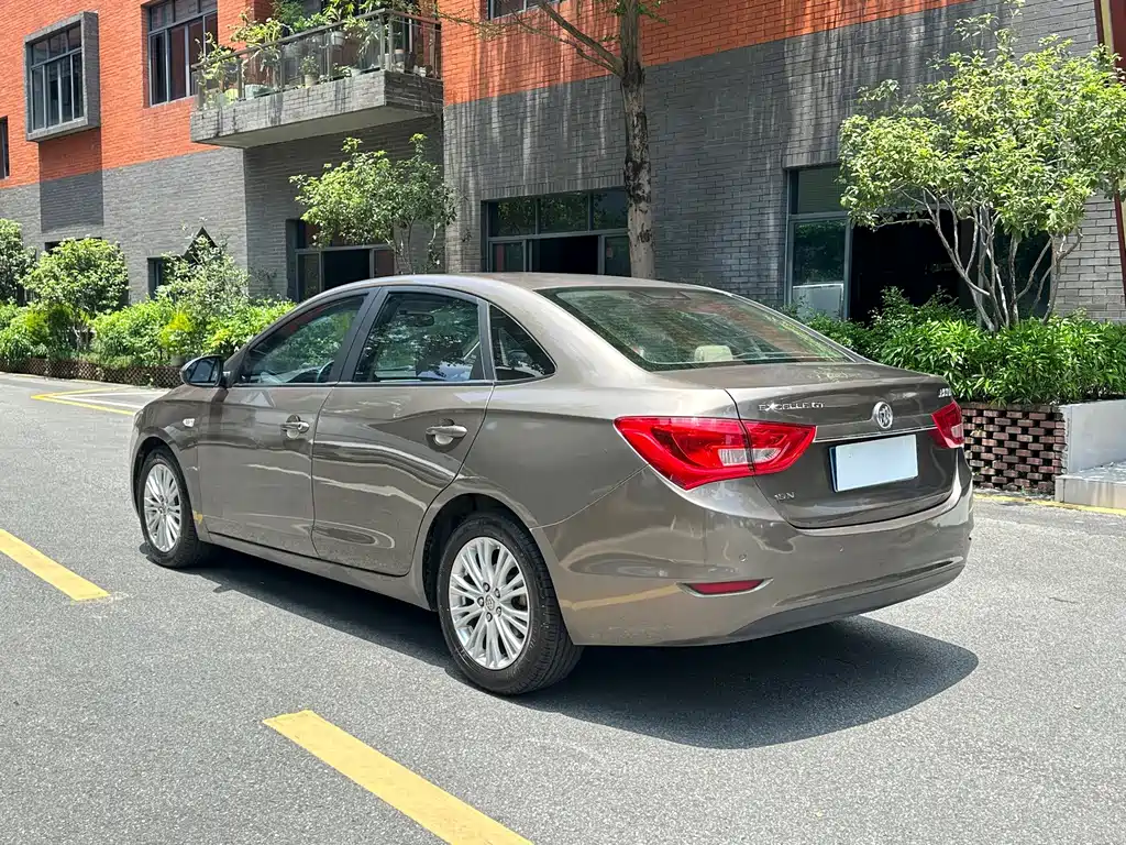 Buick Excelle — миниатюра 8