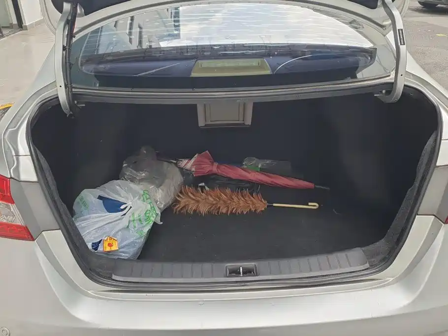 Nissan Sylphy — миниатюра 4