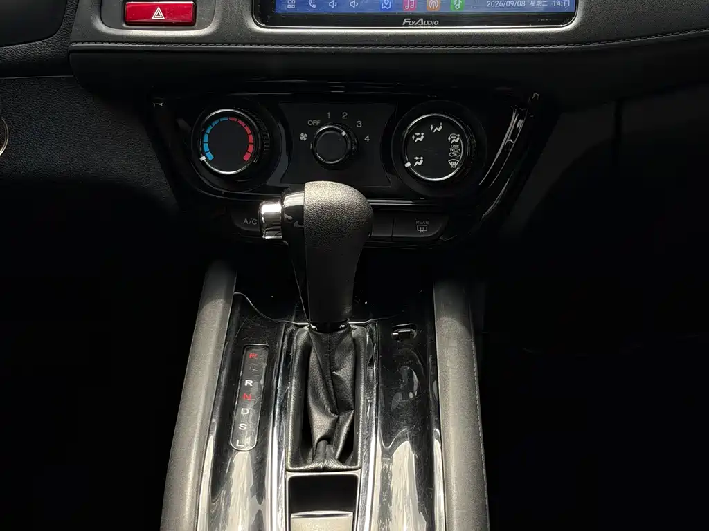 Honda Vezel — миниатюра 11