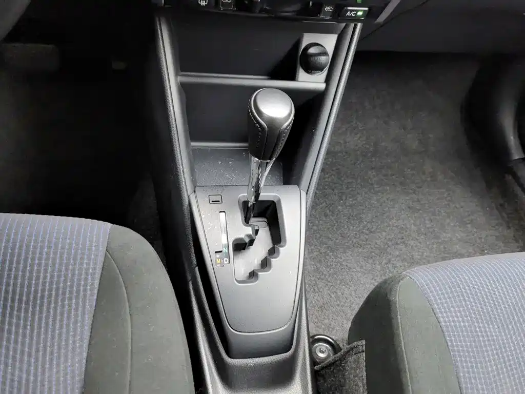 Toyota Yaris L — миниатюра 13