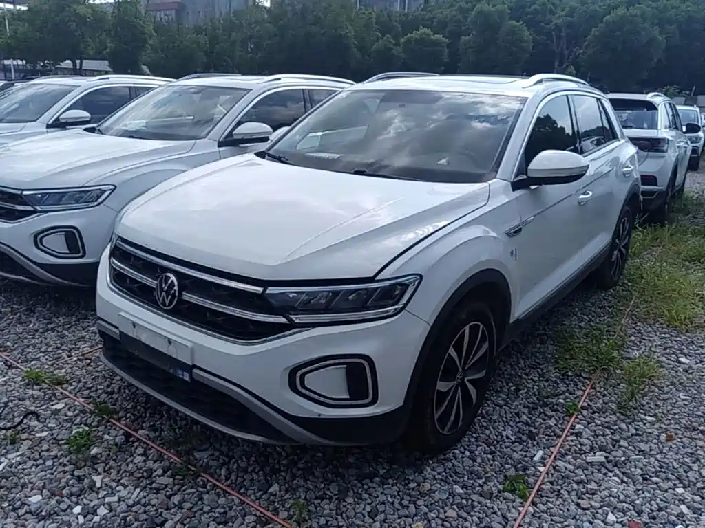 Volkswagen T-Roc — миниатюра 2