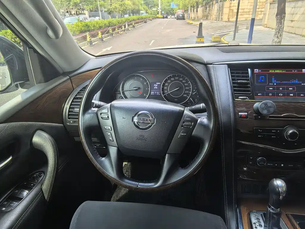 Nissan Patrol 2017 4.0L