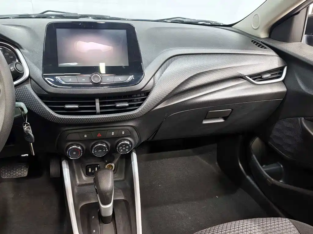 Chevrolet Cavalier — миниатюра 10