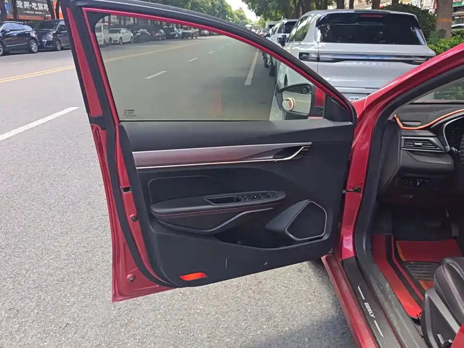 Geely Binrui — миниатюра 7