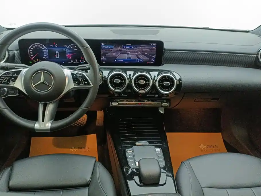 Mercedes-Benz A-Class — миниатюра 12