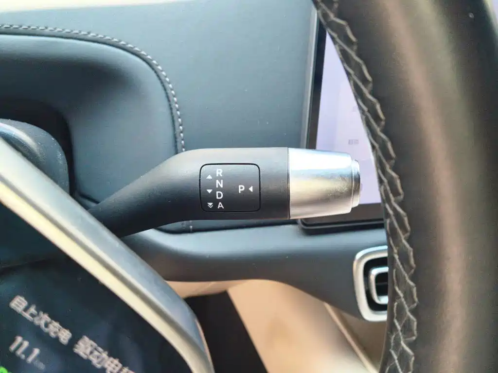 Li Auto Li L6 — миниатюра 10