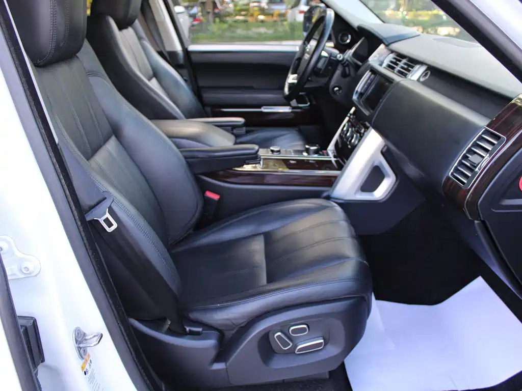 Land Rover Range Rover — миниатюра 18
