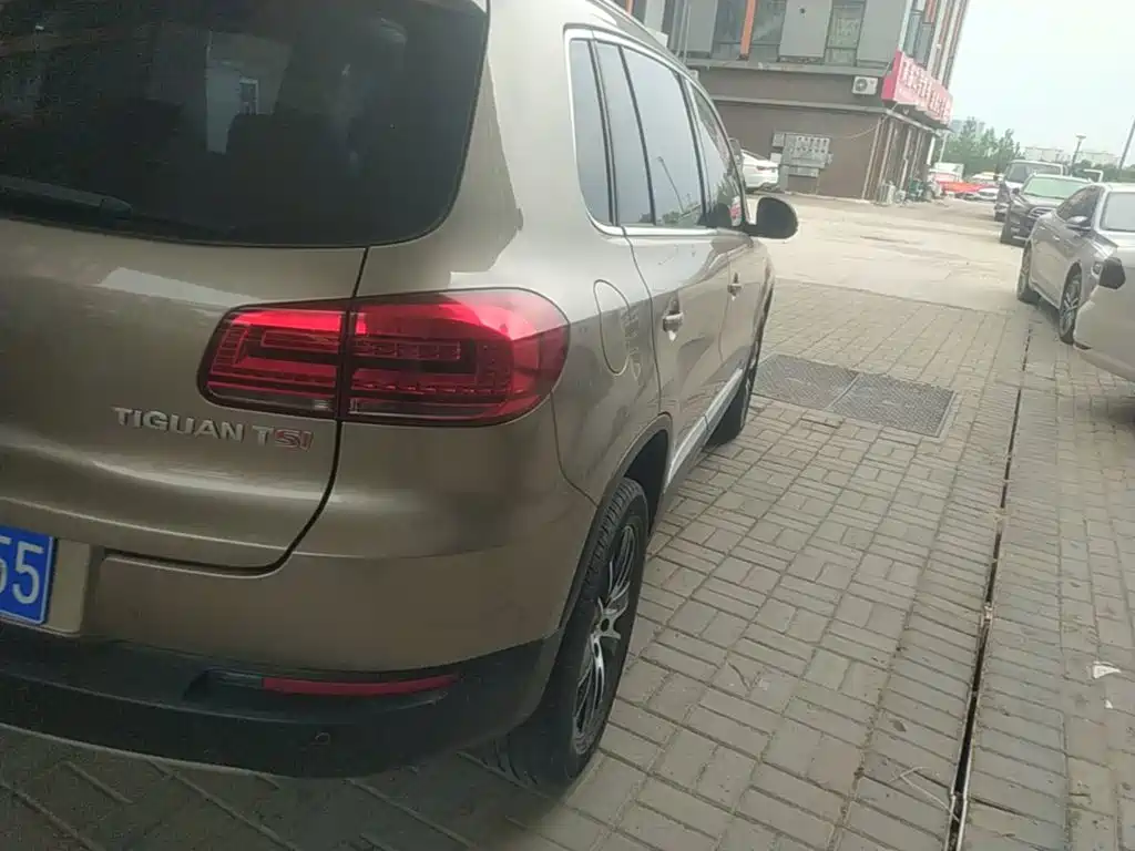 Volkswagen Tiguan — миниатюра 8