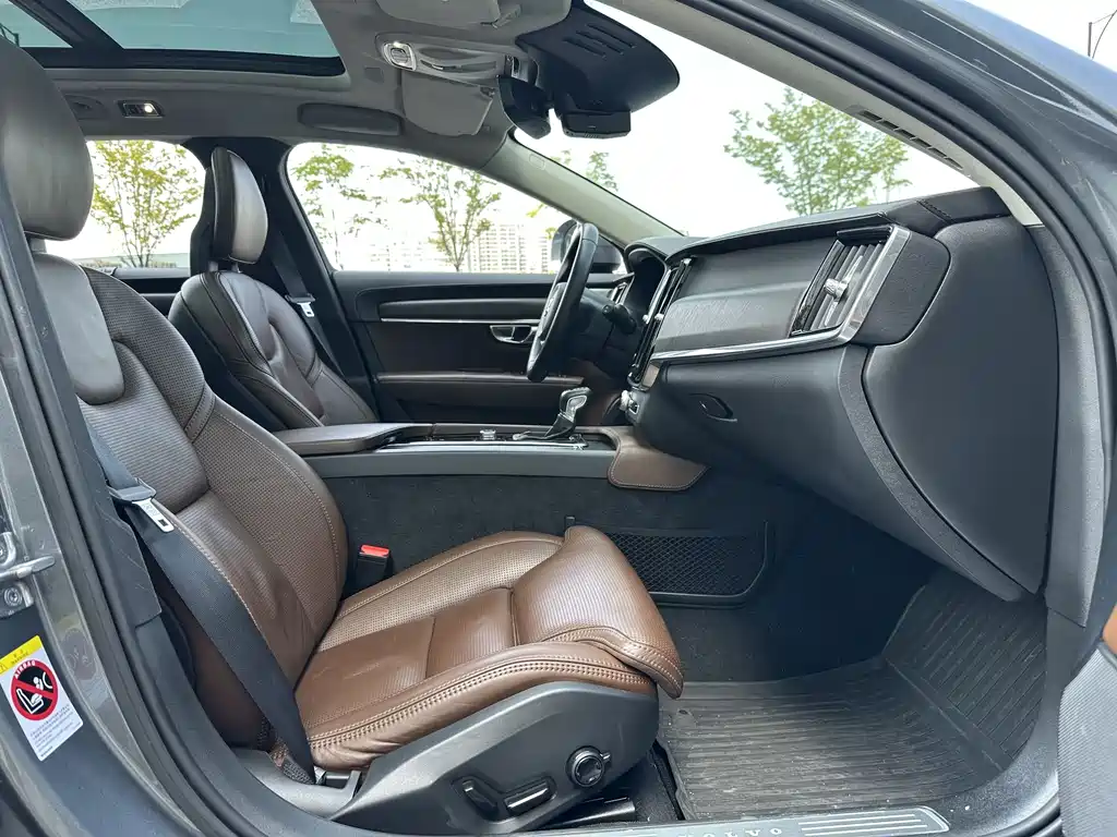 Volvo V90 — миниатюра 11