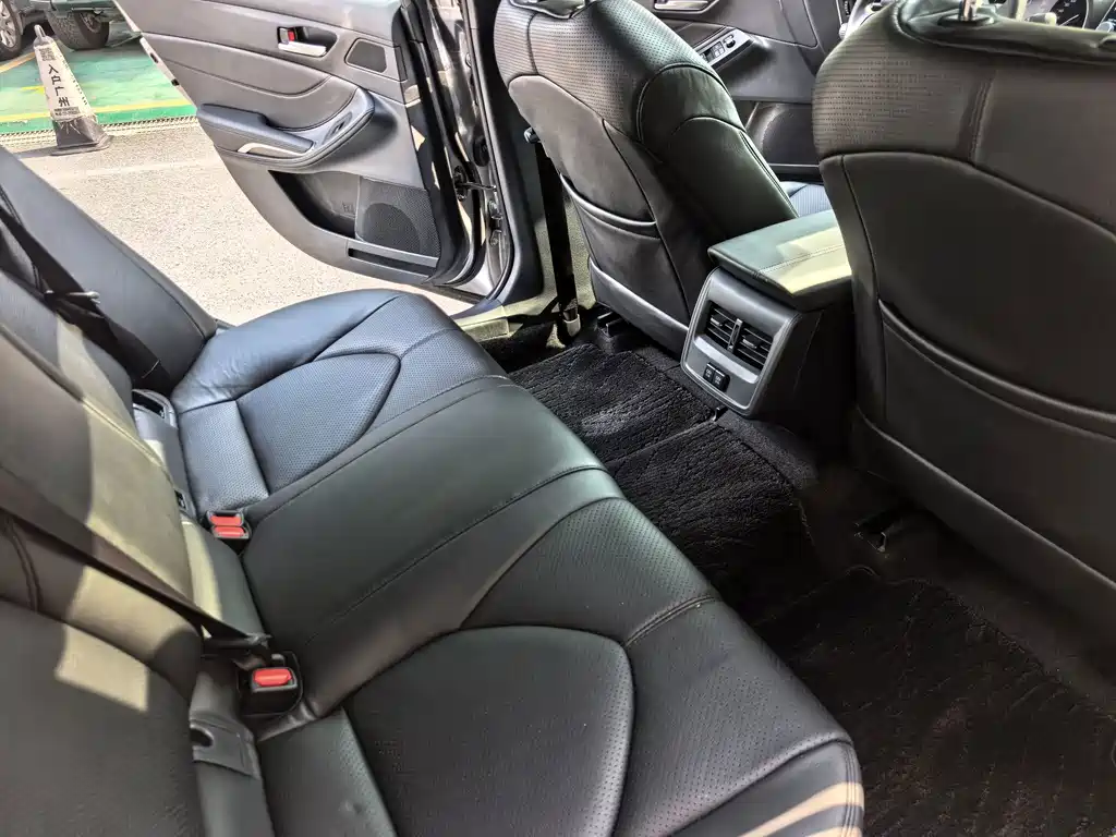 Toyota Avalon — миниатюра 17