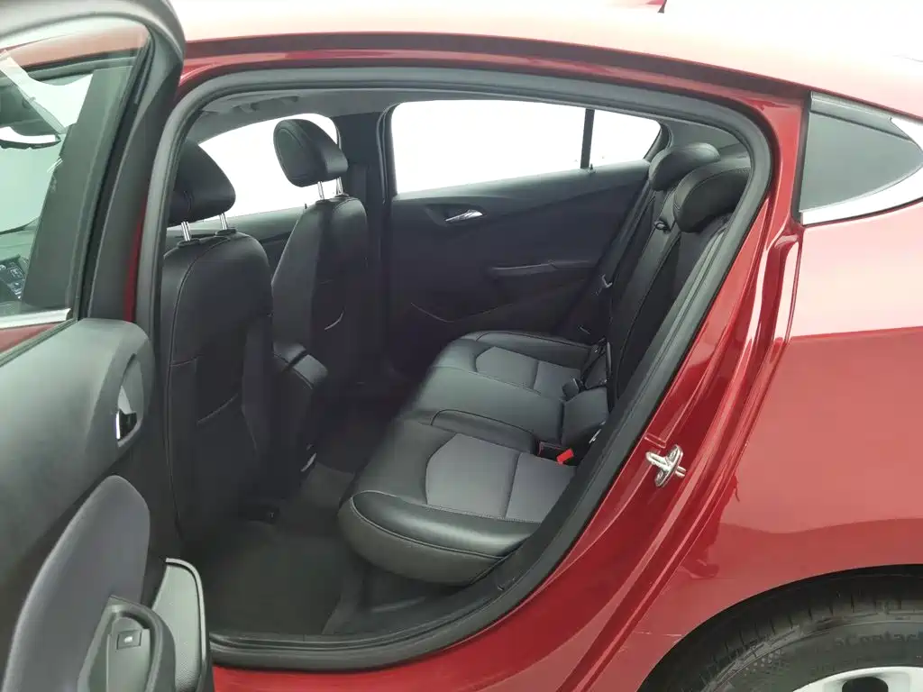 Chevrolet Cruze — миниатюра 15