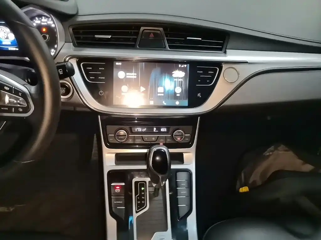 Geely Emgrand GS — миниатюра 13