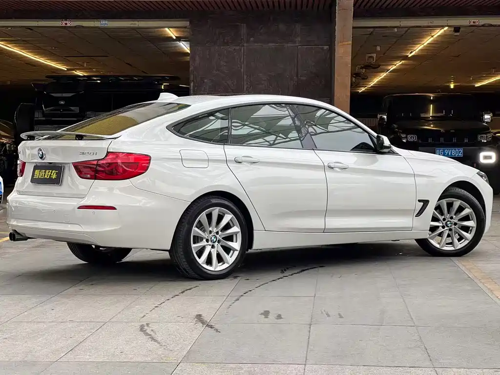 BMW 3 Series GT — миниатюра 8