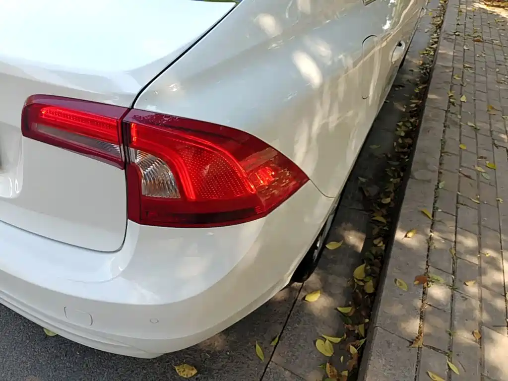 Volvo S60 — миниатюра 24