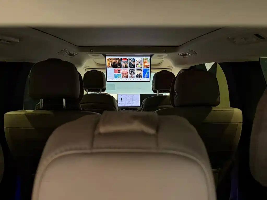 Li Auto Li MEGA — миниатюра 11