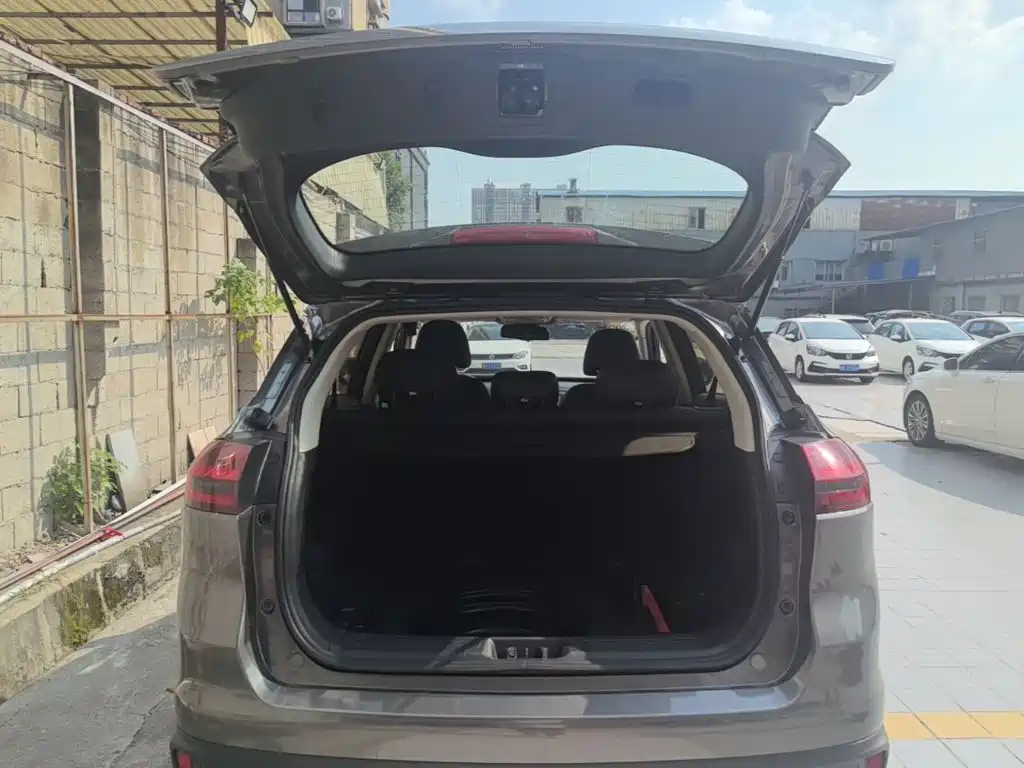 Geely Boyue — миниатюра 19
