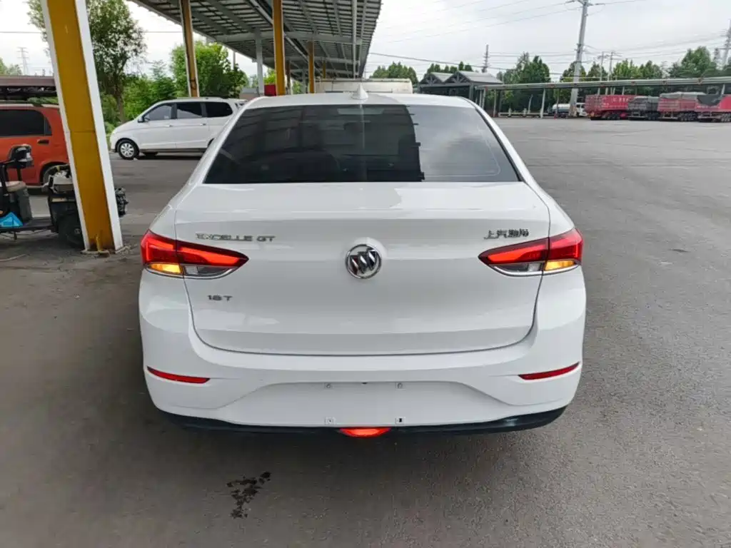 Buick Excelle — миниатюра 6