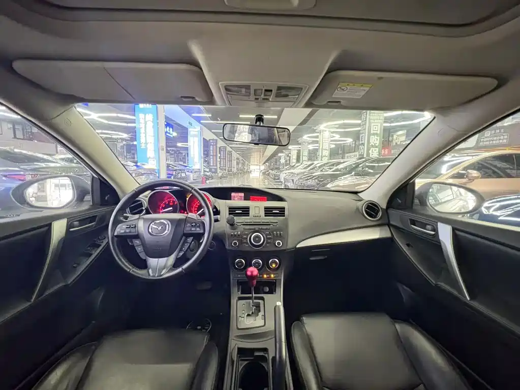 Mazda 3 Xingcheng — миниатюра 8