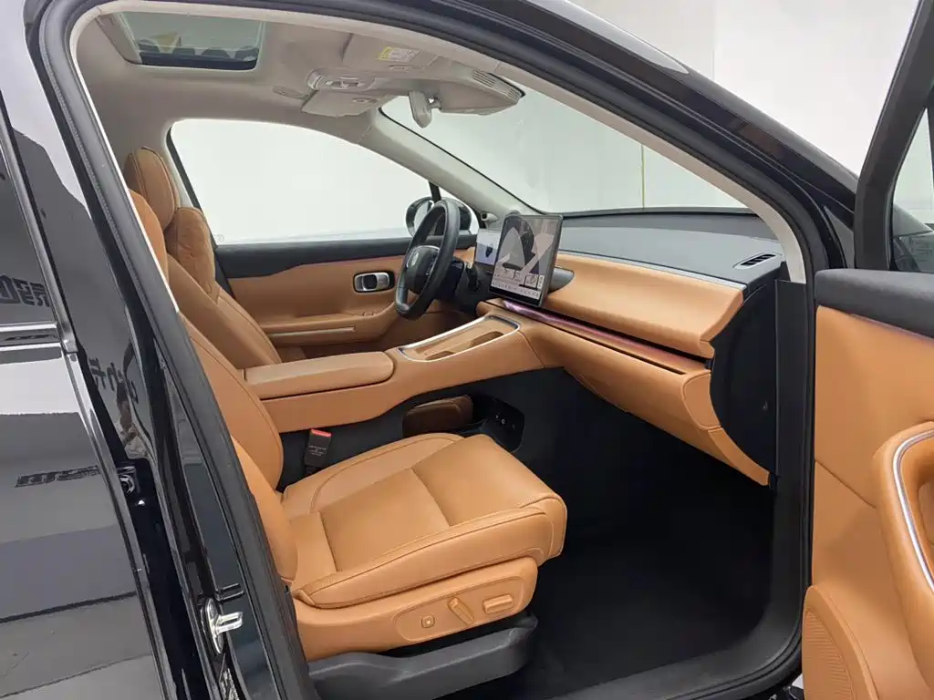 Leapmotor Leapmotor C16 — миниатюра 18
