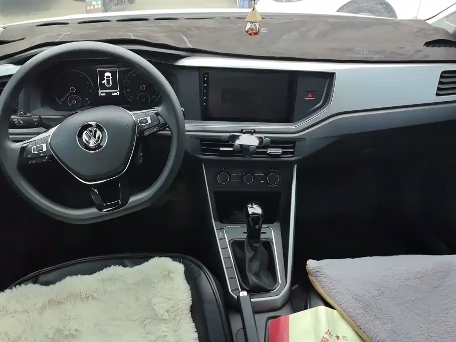 Volkswagen Polo — миниатюра 12
