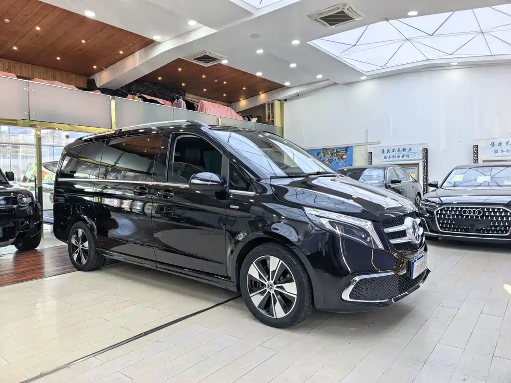 Mercedes-Benz V-Class — миниатюра 3