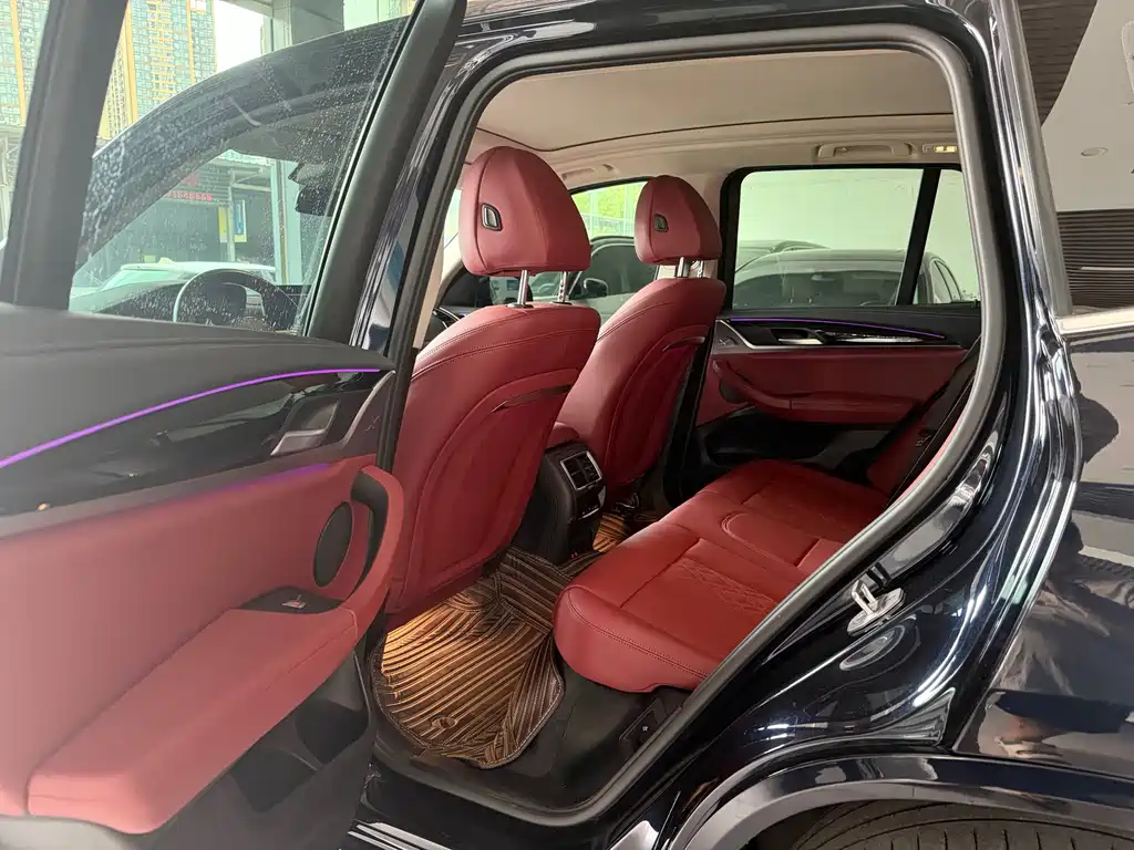 BMW iX3 — миниатюра 6