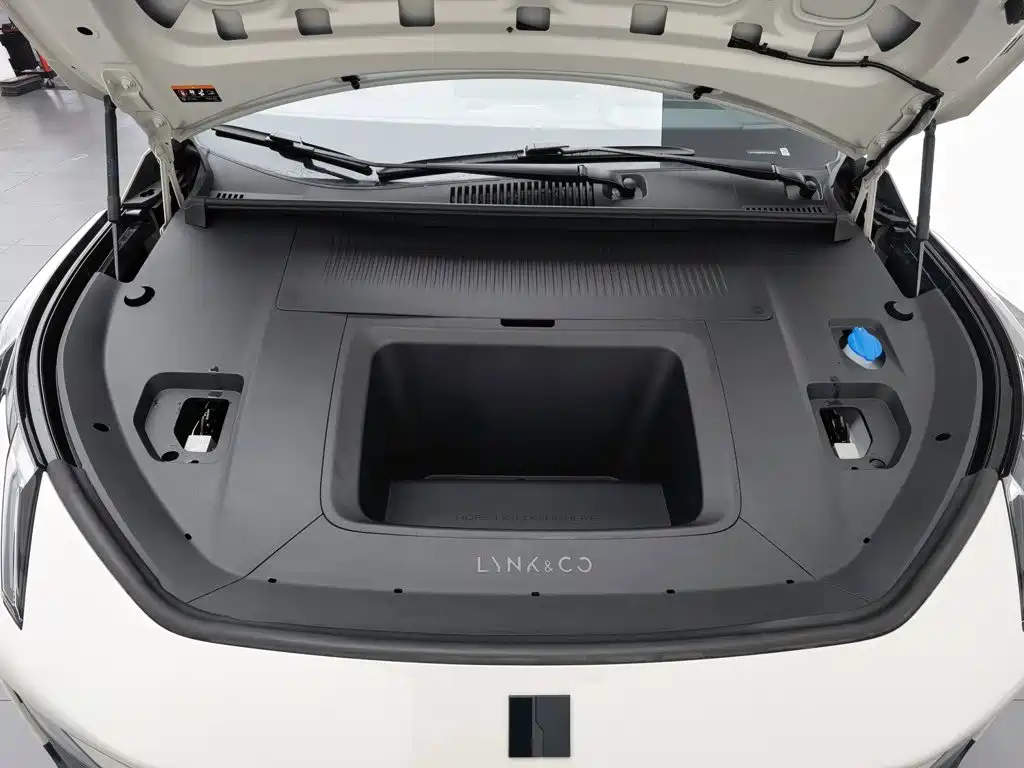 Lynk & Co Z20 — миниатюра 6