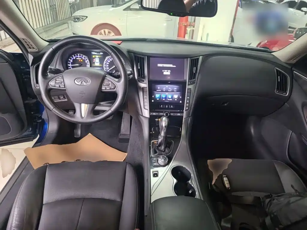 Infiniti Q50L — миниатюра 10
