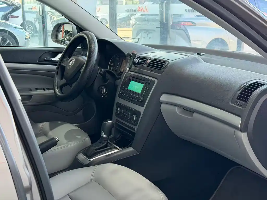 Skoda Octavia — миниатюра 11