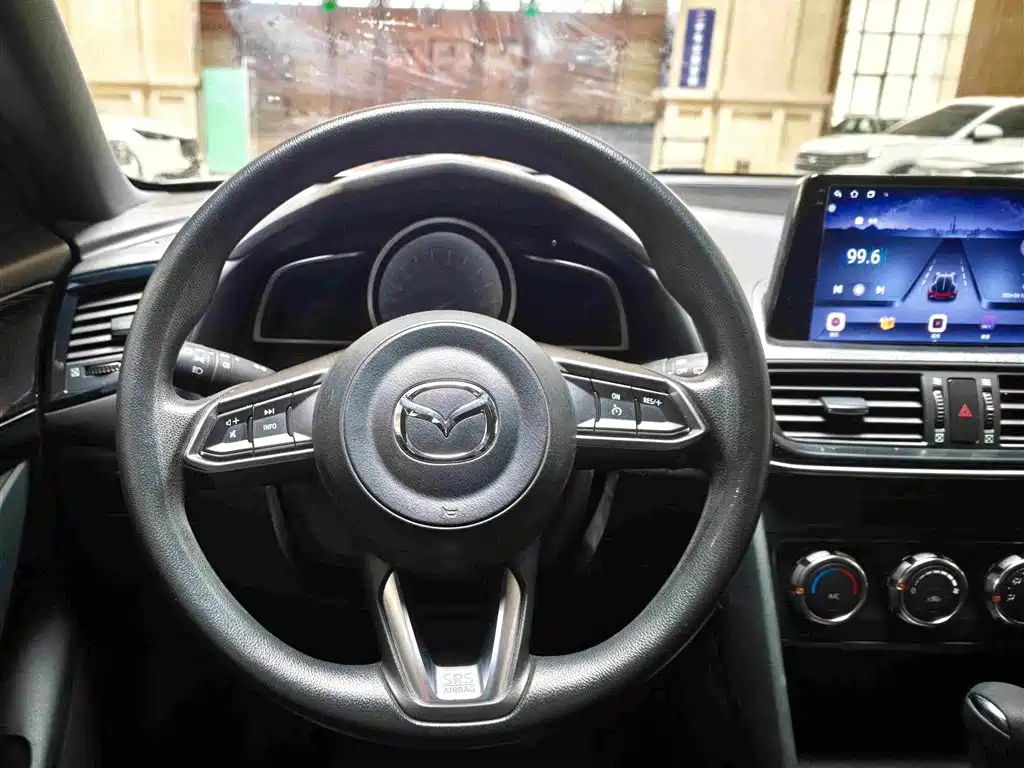 Mazda CX-4 — миниатюра 10