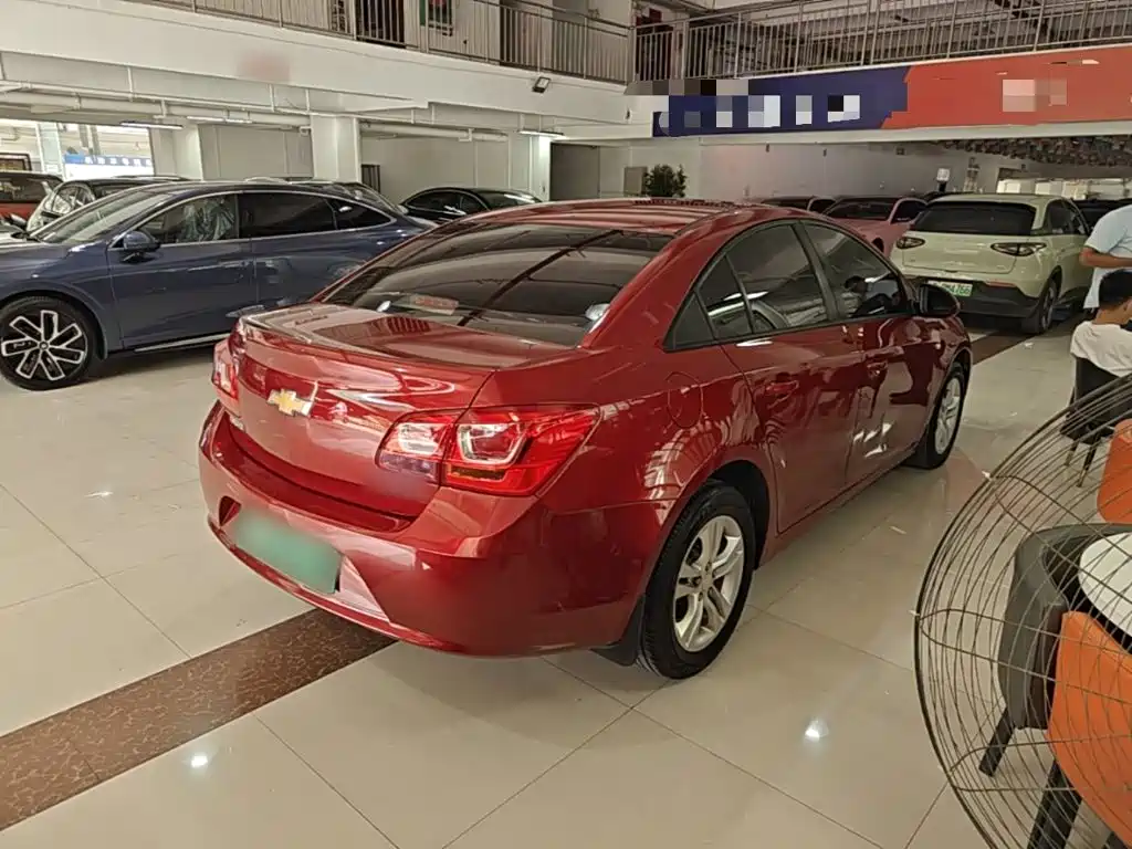 Chevrolet Cruze — миниатюра 7