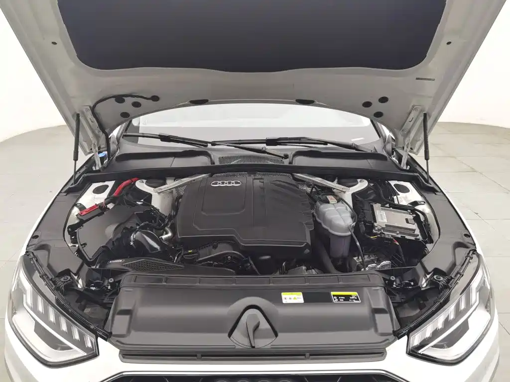 Audi A4L — миниатюра 6