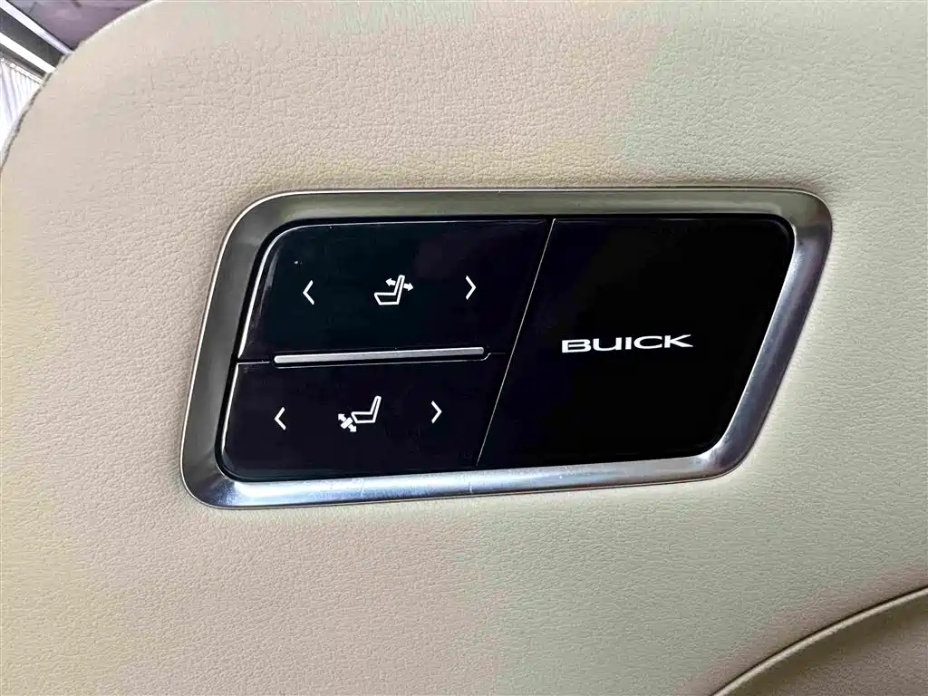 Buick GL8 Hybrid — миниатюра 23
