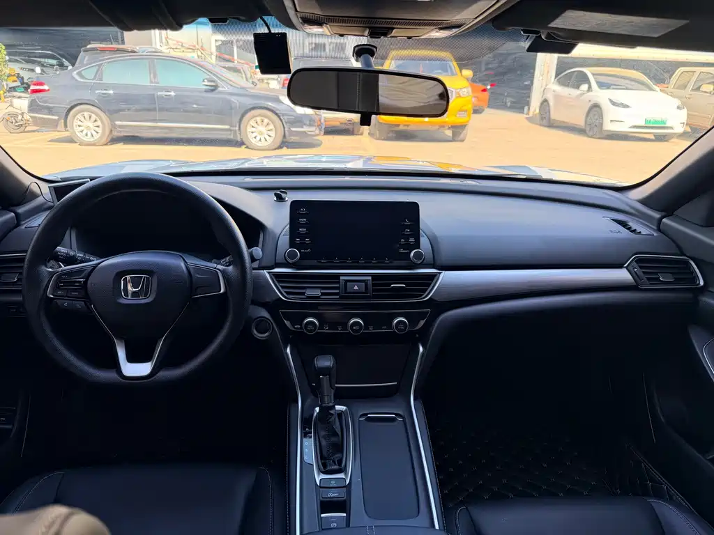 Honda Inspire — миниатюра 7