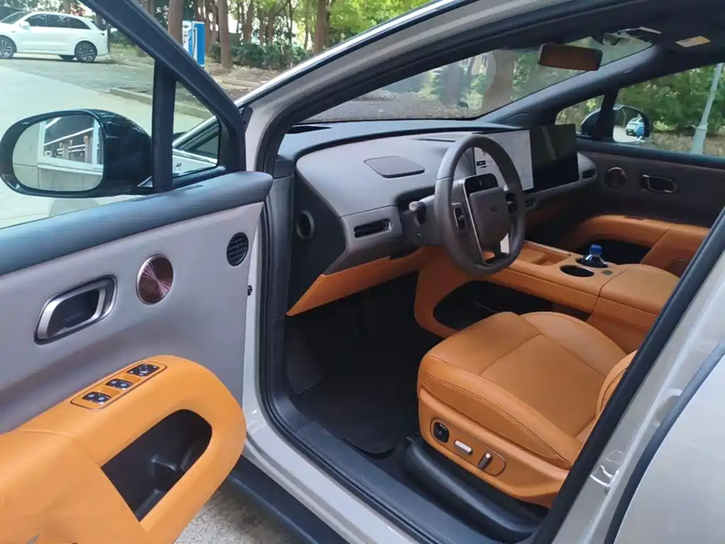 Li Auto Li i8 — миниатюра 16