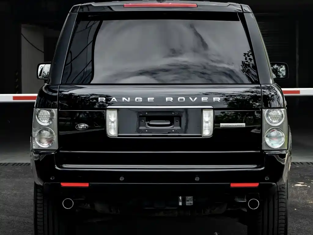Land Rover Range Rover — миниатюра 6