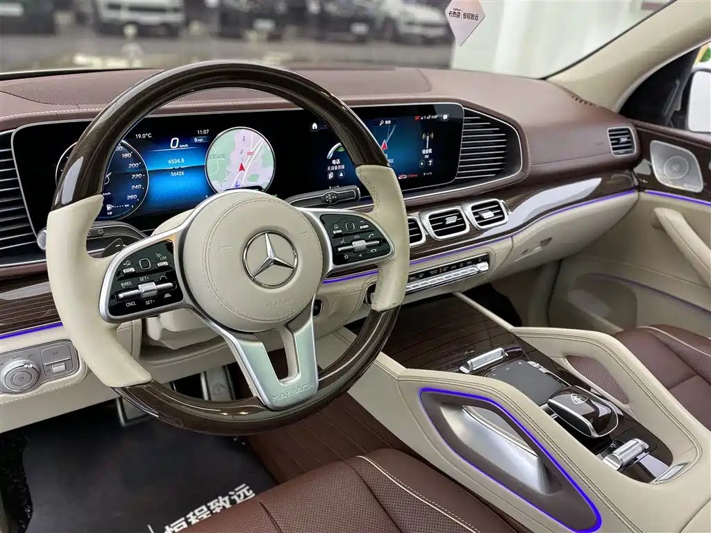 MERCEDES-BENZ MAYBACH GLS