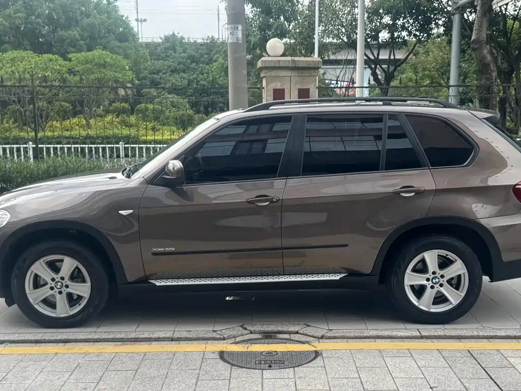 BMW X5 (Import) — миниатюра 7